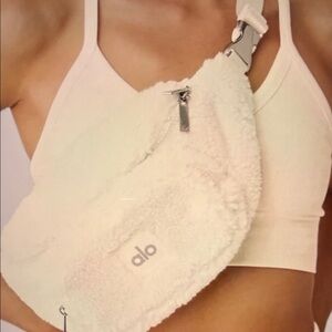 ALO Yoga Sherpa Bag.